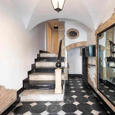 Beautiful House In Porta Soprana - Happy Apartment